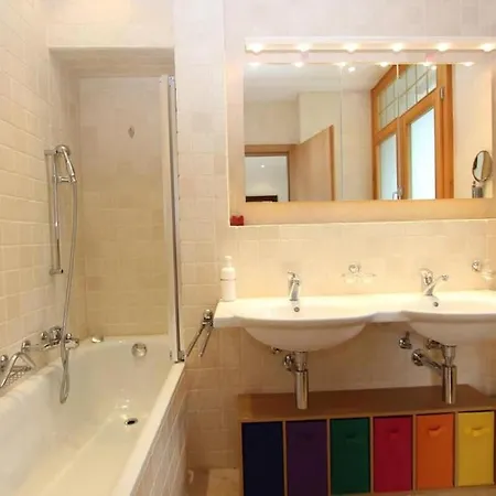 Daire Great View Spacious 3 Bedroom Flat With Pool And Gym *